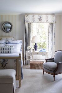Surprising bedroom curtain ideas for small rooms #bedroomcurtainideas #bedroomcurtaindrapes #windowtreatment Surprising bedroom blinds and curtain ideas #bedroomcurtainideas #bedroomcurtaindrapes #windowtreatment