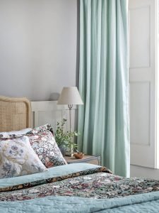Excited small window curtains #bedroomcurtainideas #bedroomcurtaindrapes #windowtreatment Excited shabby chic bedroom curtain ideas #bedroomcurtainideas #bedroomcurtaindrapes #windowtreatment